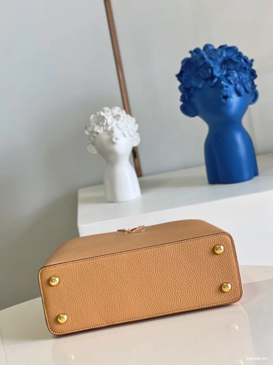 CAPUCINES LOUIS VUITTON MM 1230